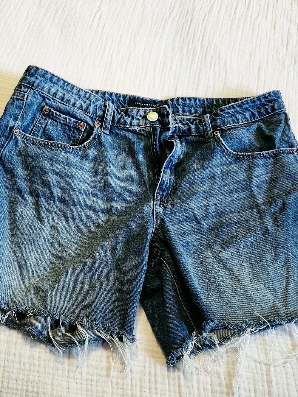 Aeropostale Women’s Frayed Hem Baggy Denim Shorts - Blue